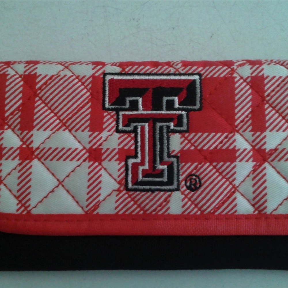 Red Raiders TT Ladies Tri-fold Wallet ~ NWOT (donating soon)